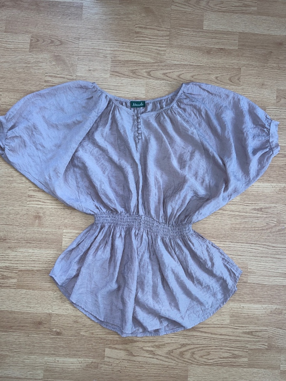 Maude Beige Short Sleeve Silk Blend Peplum / Babydoll Top / Blouse Size Small